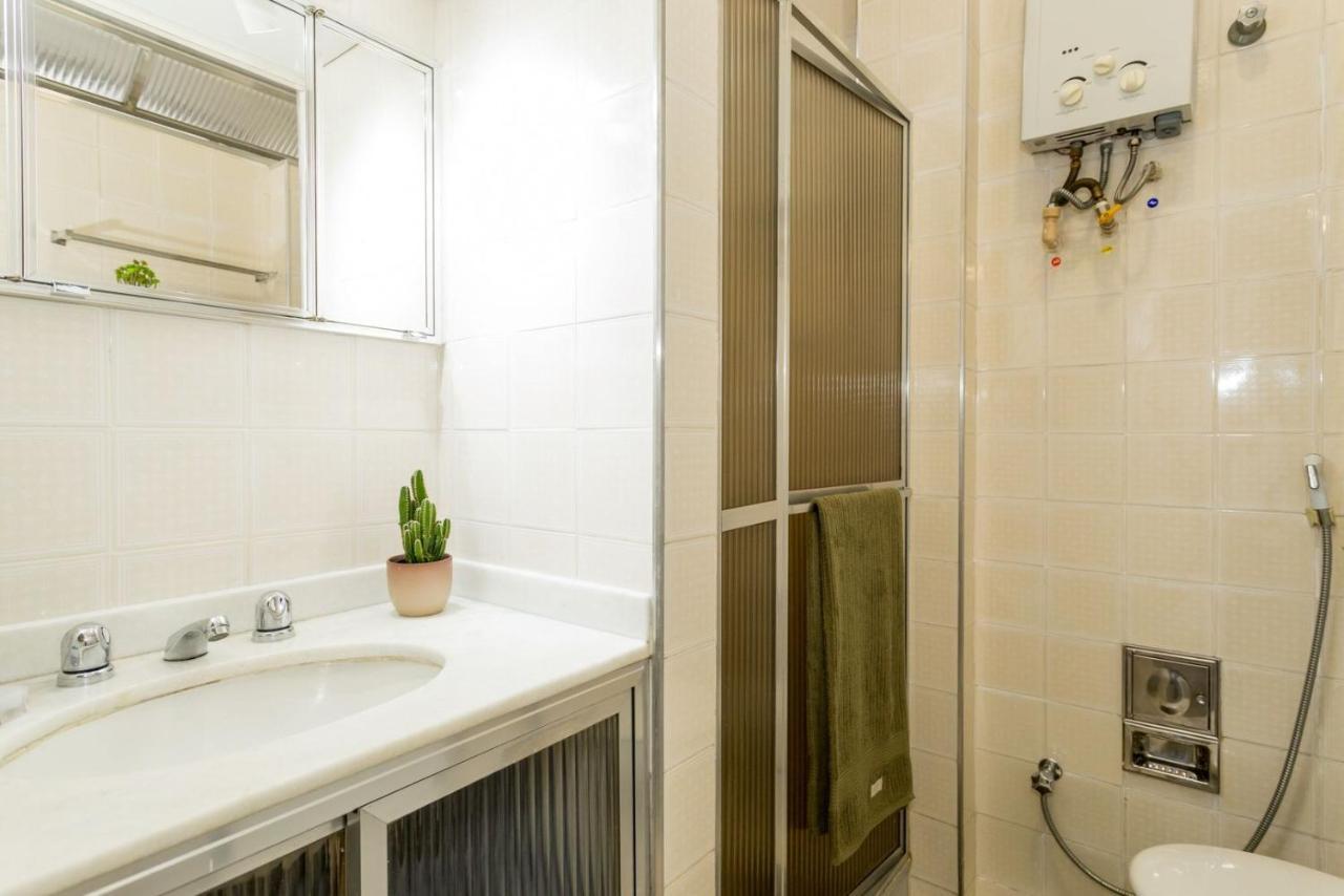 Relax Em Copacabana, Quarto E Sala, 150 Mt Da Praia, Cozinha, Maq De Lavar Roupa E Ar Rio de Janeiro Esterno foto